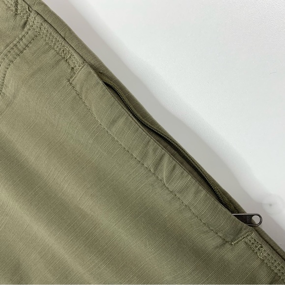 Carhartt Men’s Relaxed Fit Force Extremes Work Pants. Size 38 x 32. Light green. - Picture 5 of 9